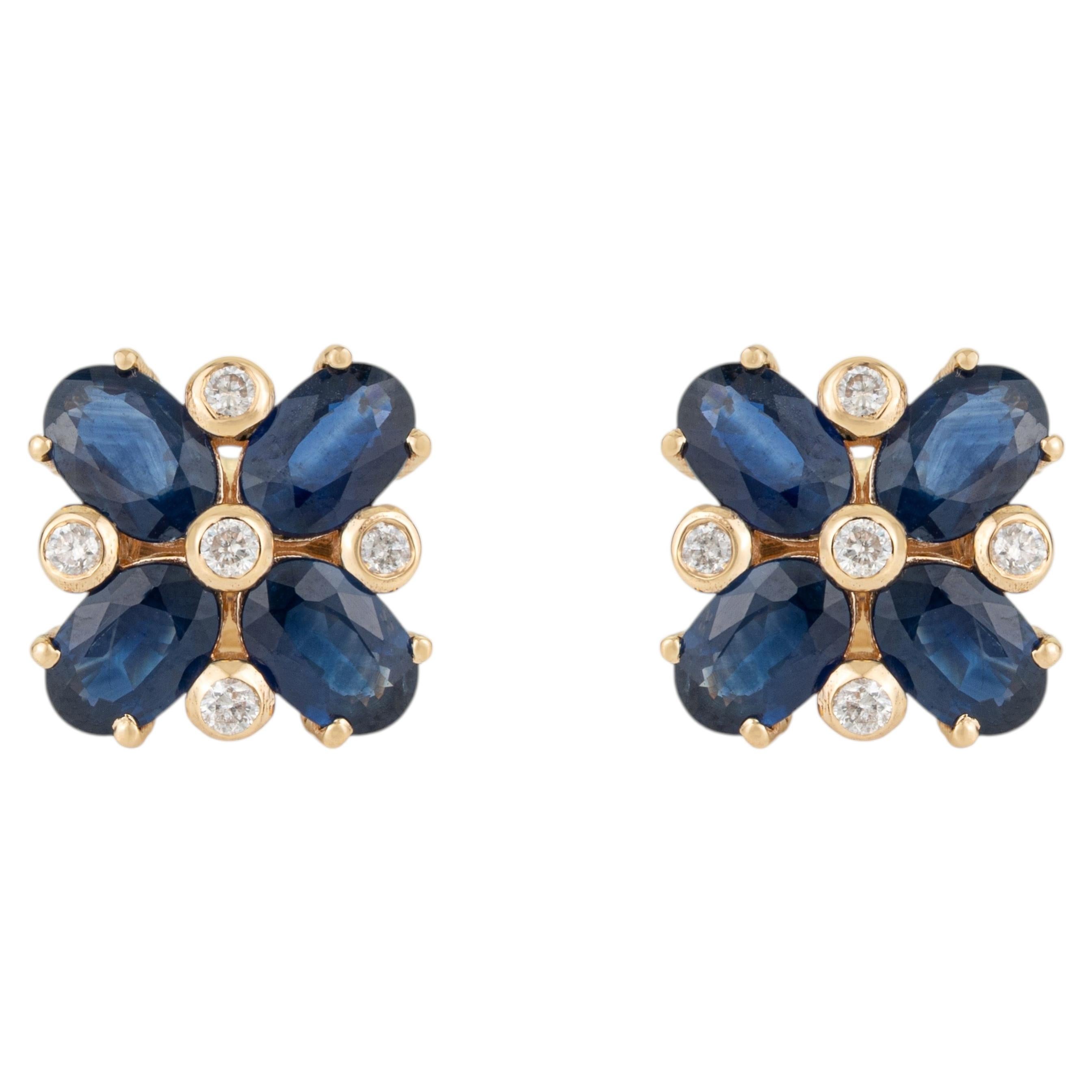 3,91 Karat Blauer Saphir Diamant Blume Cluster Ohrstecker aus 14K Gelbgold