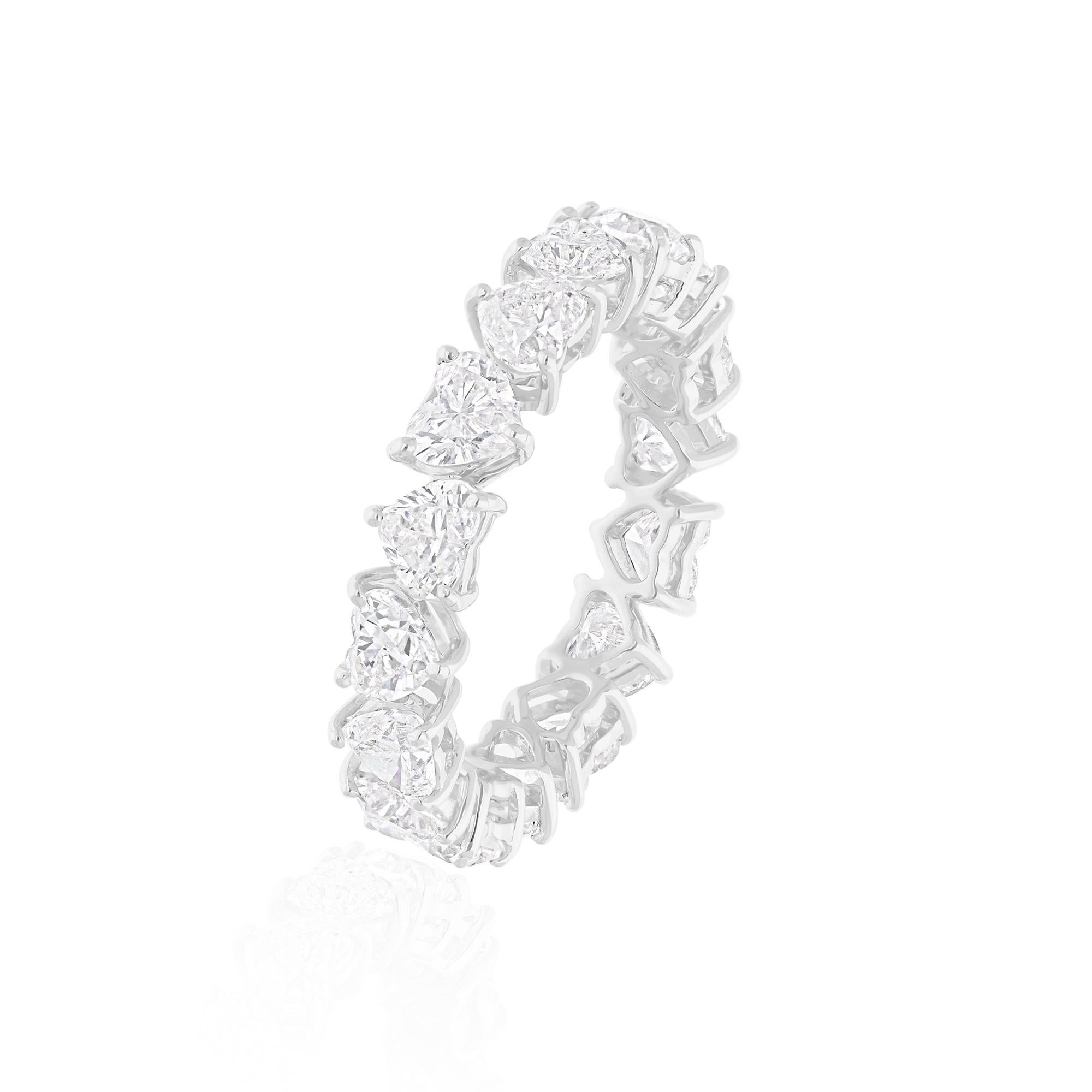 The ring is a size 7 and may be resized to larger or smaller upon request. FOLLOW SPECTRUM JEWELS storefront to view the latest collection & exclusive pieces. Spectrum Jewels is proudly rated as a Top Seller on 1stdibs with 5 star customer reviews.