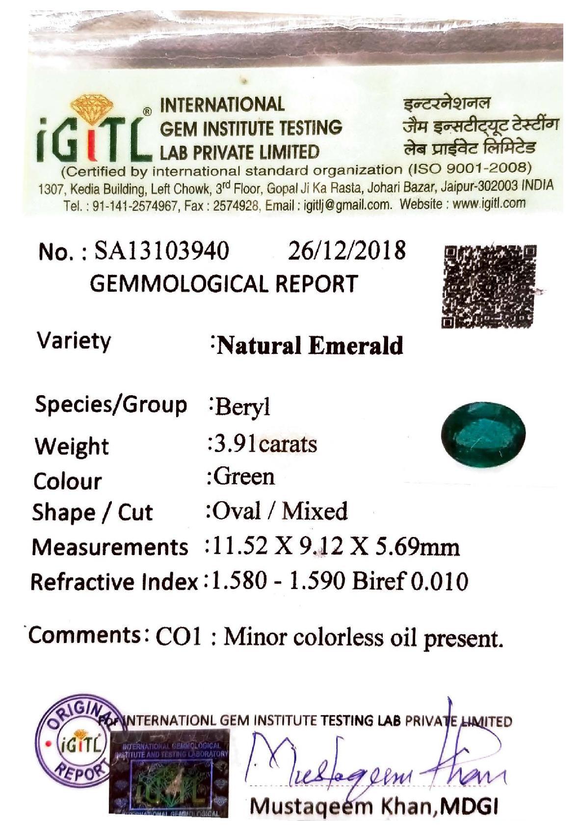 3,91 Karat Gewicht Oval geformt grüne Farbe IGITL zertifiziert Smaragd Edelstein Anhänger (Ovalschliff) im Angebot