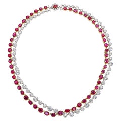 Collier en or 18 carats serti d'un rubis « Pigeon Blood » de Birmanie de 39,13 carats et de diamants