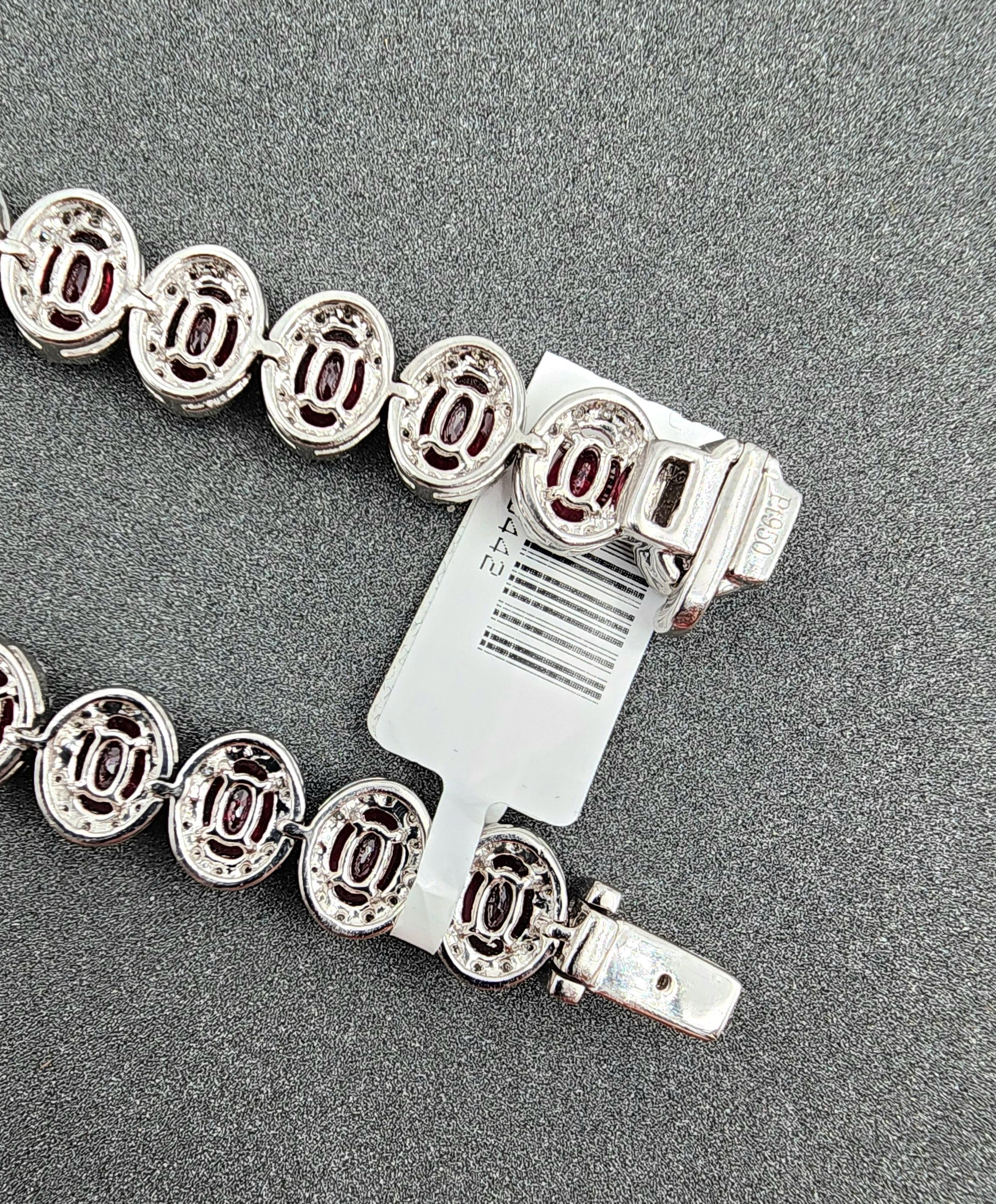 Collier de 39,18 ct de rubis naturel et de diamants en vente 1