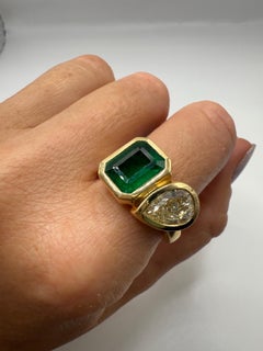 3.91ct Emerald and 2ct Pear Diamond ring MOI et TOI style ring