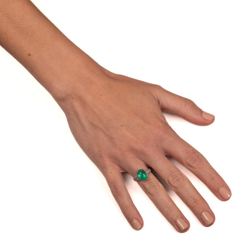 Women's or Men's 3.92 Carat Cabochon Emerald with 0.35ctw Diamond Fashion Ring, 18kt White Gold For Sale