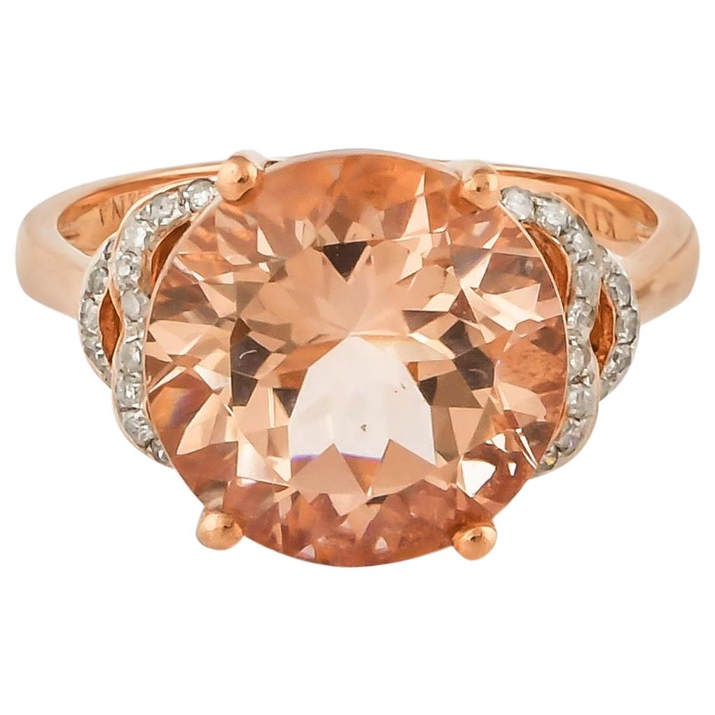 Bague en or rose 18 carats avec diamants et morganite de forme ronde de 3,92 carats