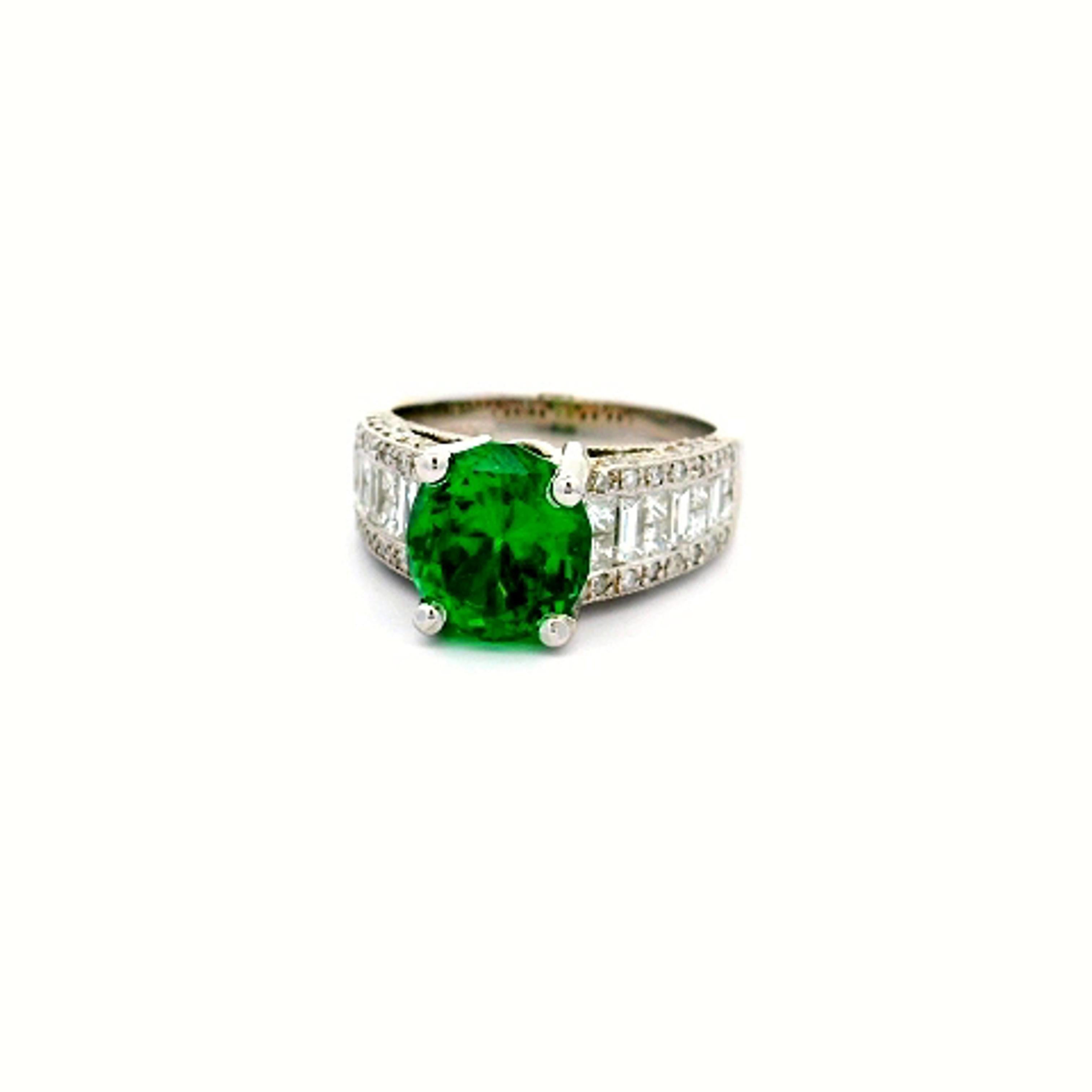 Contemporary 3.92 Carat Tsavorite Diamond 18k White Gold Ring For Sale