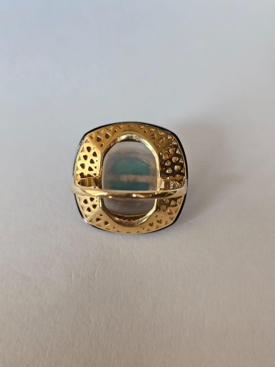 Art Deco 3.92 carats, Emerald Sugarloaf, Chalcedony, Black Onyx & Diamonds Cocktail Ring For Sale
