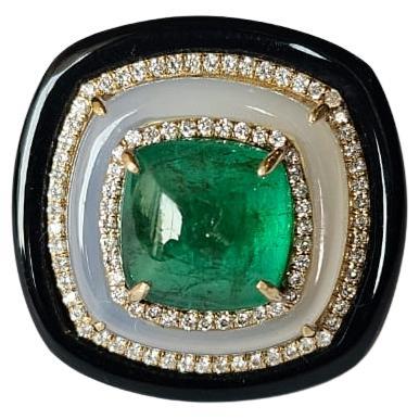 3.92 carats, Emerald Sugarloaf, Chalcedony, Black Onyx & Diamonds Cocktail Ring