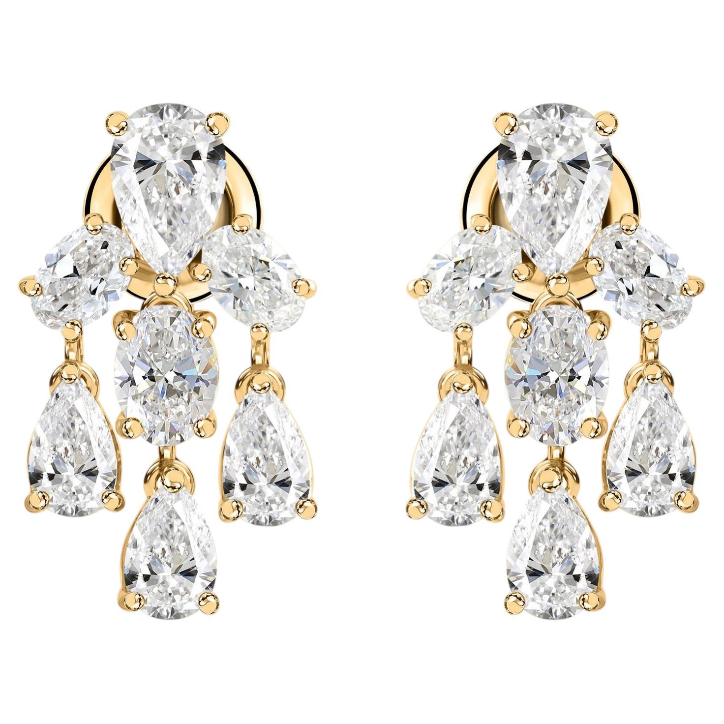 Pendientes con diamantes naturales de 3,92 quilates en forma de pera y óvalo, en oro amarillo de 18 quilates