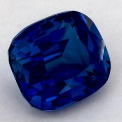 3.92 Karat Blauer Saphir Cushion Loser Edelstein