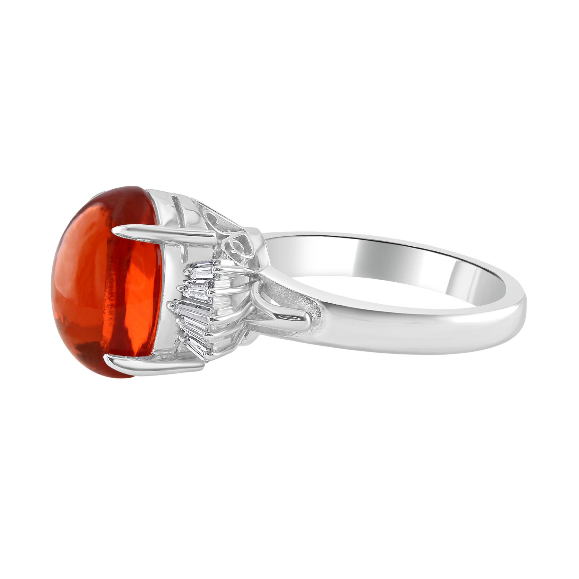 3.92 Carat Mexican Fire Opal Cabochon Ring Set in Platinum In Excellent Condition For Sale In New York, NY