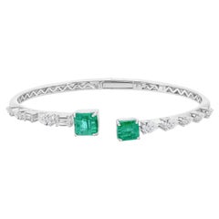 3.92 Ct Zambian Emerald 1.64 Ct Natural Diamond Cuff Bracelet 18K White Gold