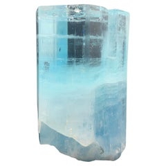 392.15 Grammes Belle grappe de cristaux d'aigue-marine du district de Skardu, Pakistan 