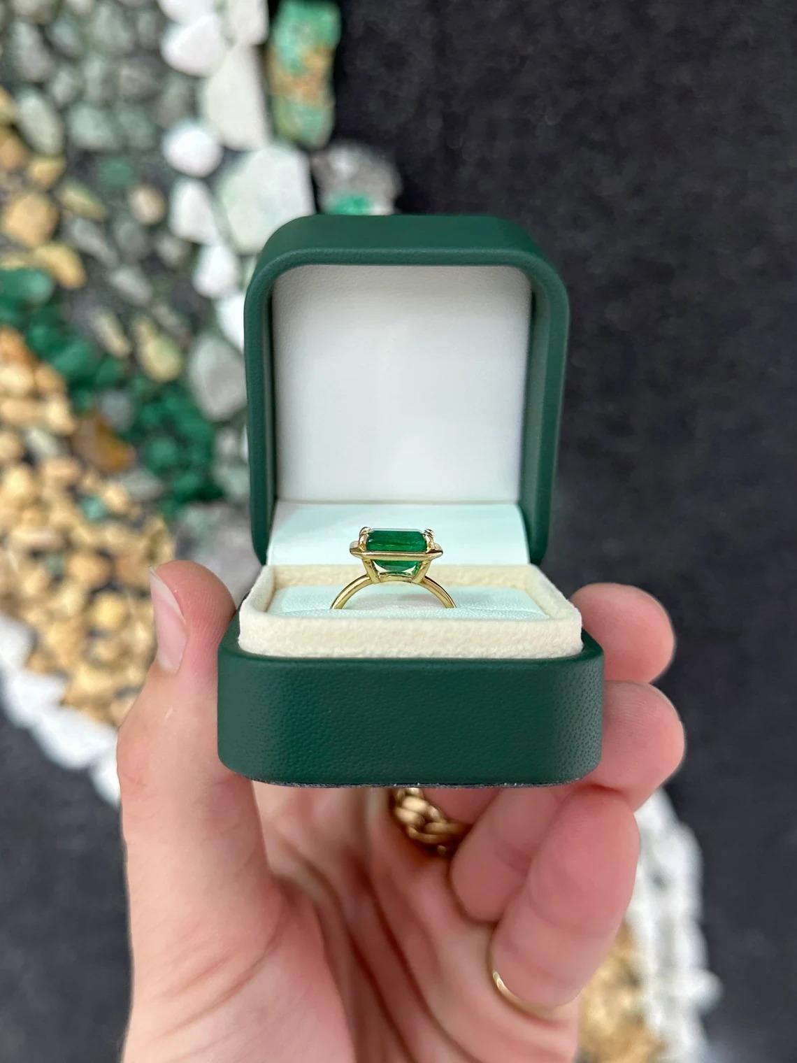 Women's 3.92ct 18K Forest Green Emerald Cut Emerald East to West Solitaire Gold Ring For Sale