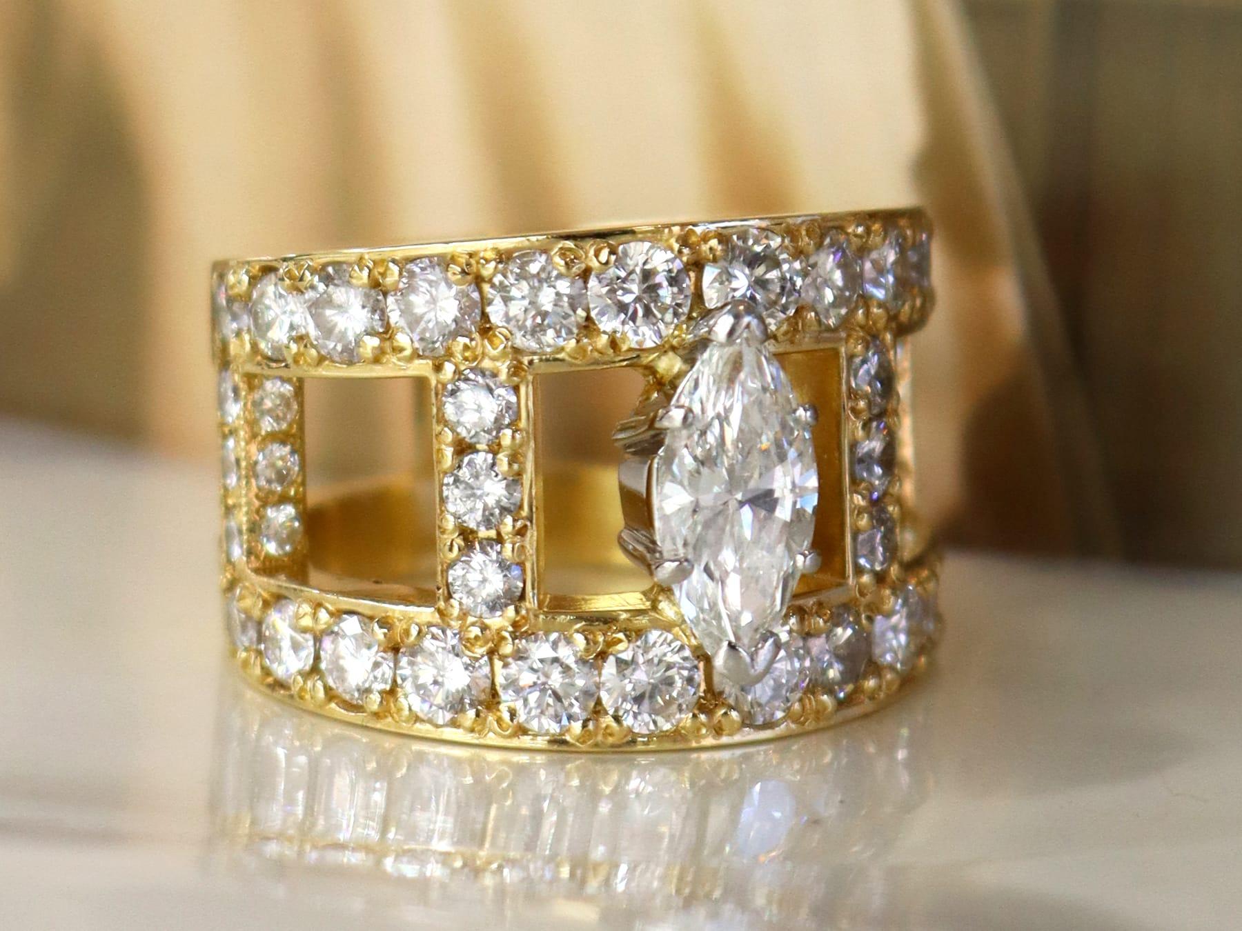 A stunning vintage 1990s 3.93 carat diamond and 18 karat yellow gold cocktail ring; part of our diverse diamond jewelry and estate jewelry collections.

This stunning, fine and impressive vintage diamond ring has been crafted in 18k yellow gold with