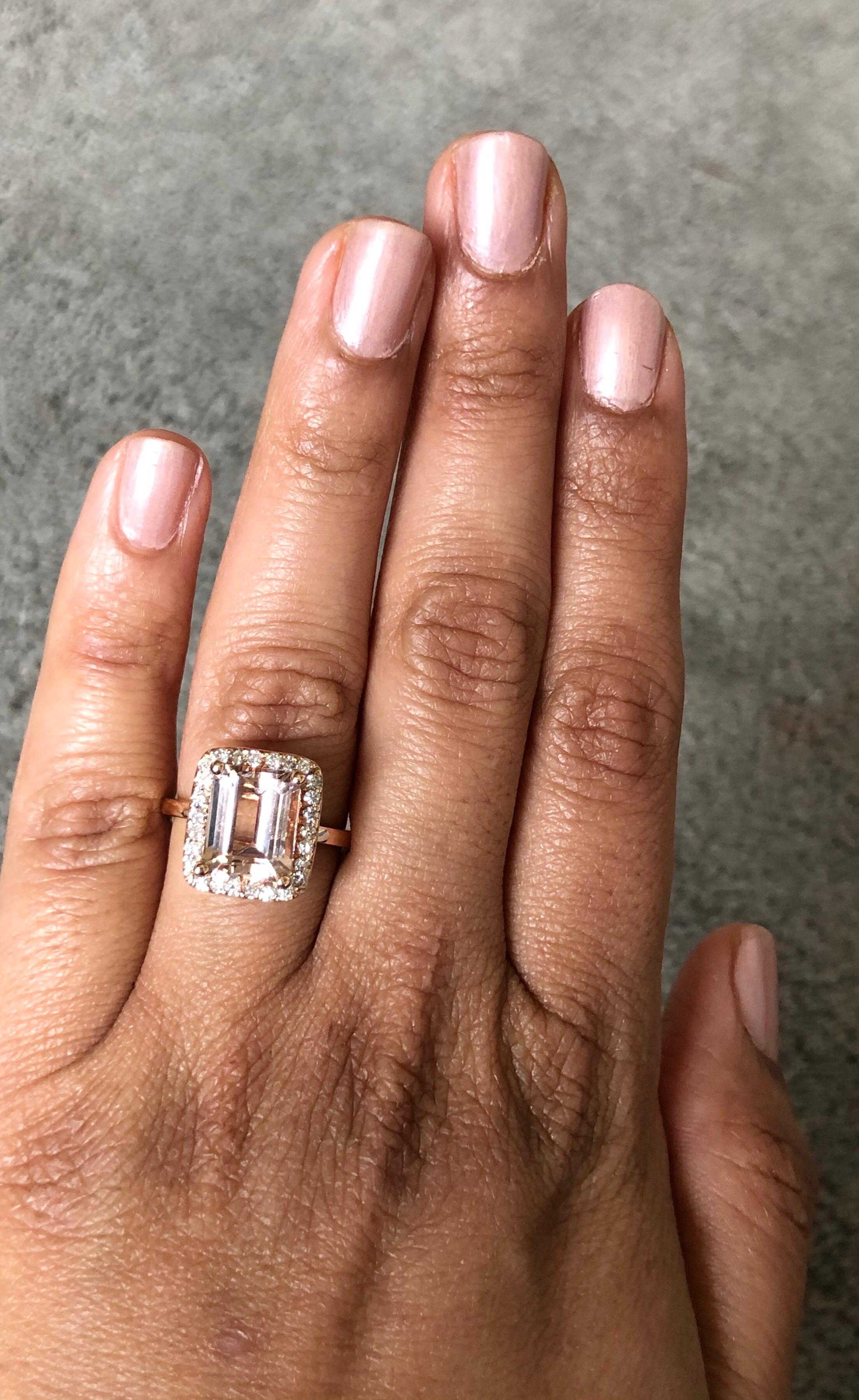 3.93 Carat Morganite Diamond 14 Karat Rose Gold Cocktail Ring In New Condition In Los Angeles, CA