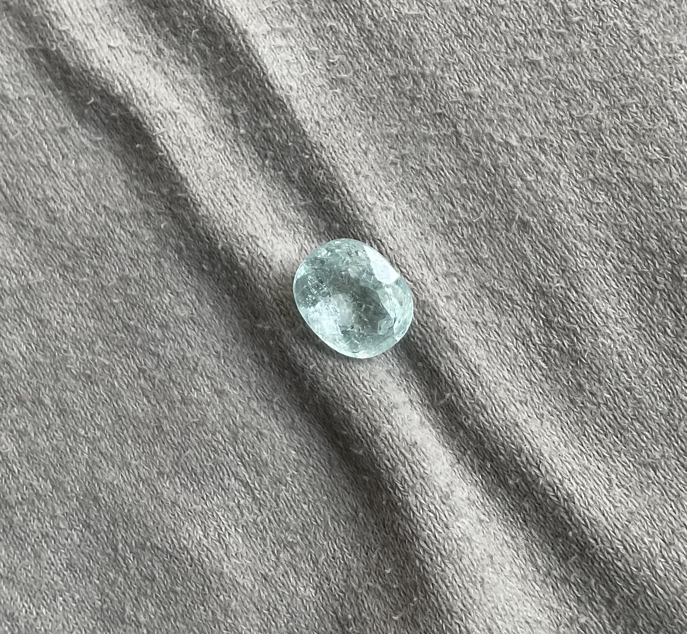 3.93 Carats Paraiba Tourmaline Oval Cut Stone for Fine Jewelry Natural gemstone In New Condition For Sale In Jaipur, RJ