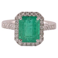 3.94 Carat Clear Zambian Emerald & Diamond Cluster Ring in 18Karat White Gold