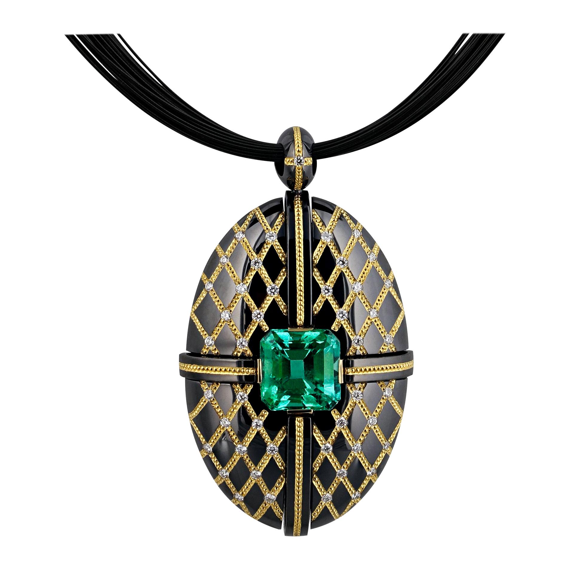3.94 Carat Colombian Emerald Modern Pendant by Zoltan David For Sale
