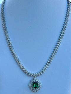39,42 Carati VS Chiarezza F Colore Diamante e Tormalina Verde 18K Collana da 22 pollici