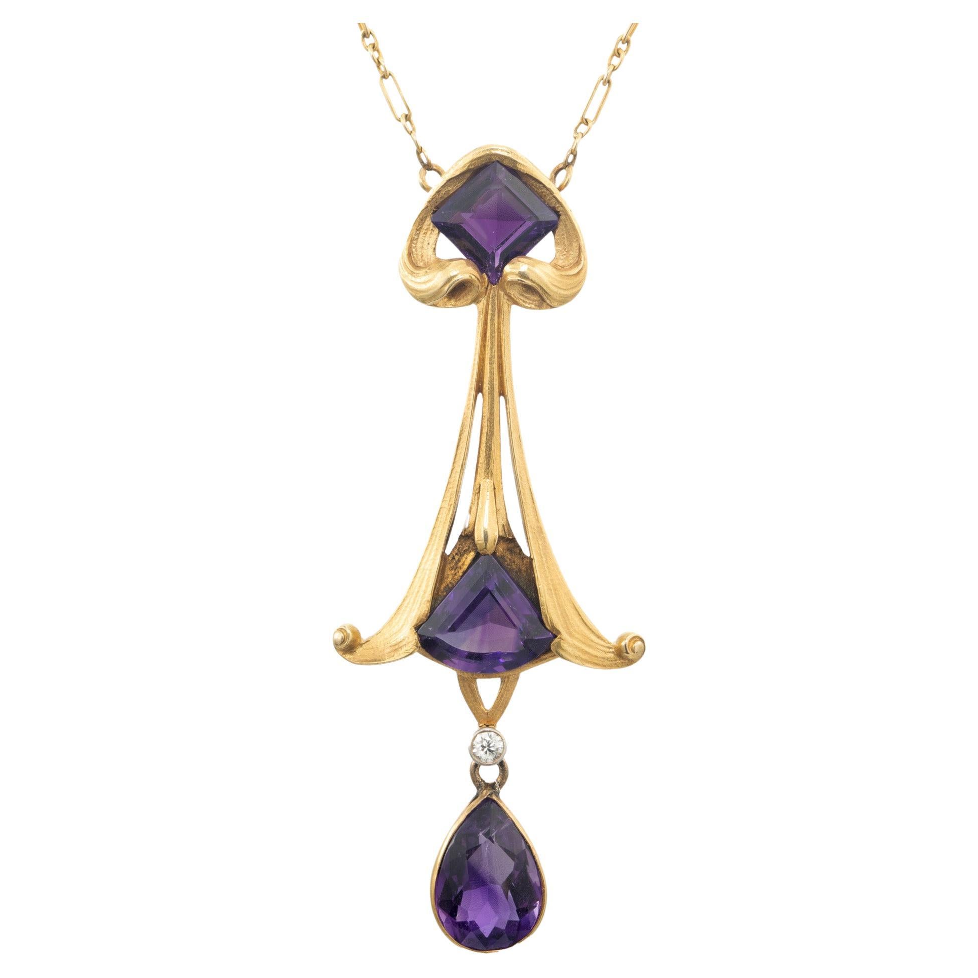 3.95 Carat Amethyst Yellow Gold Art Noveau Lavalear Pendant Necklace