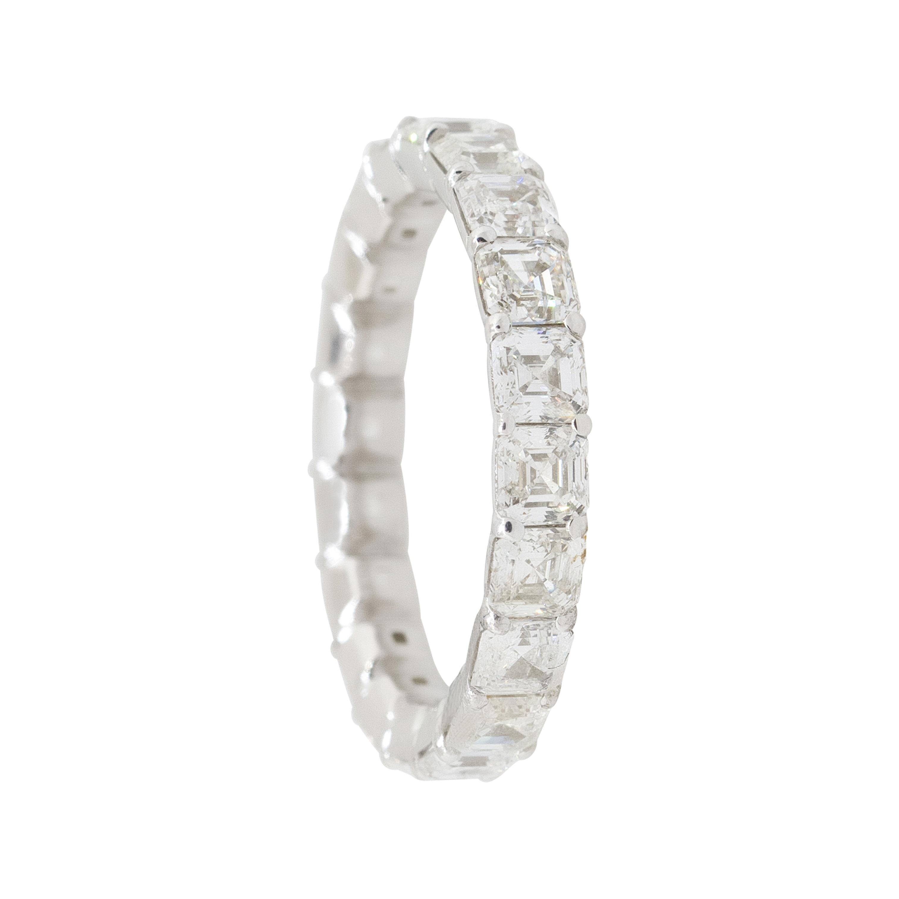 Memoryring mit 3,95 Karat Asscher-Schliff, 14 Karat, auf Lager im Angebot 4