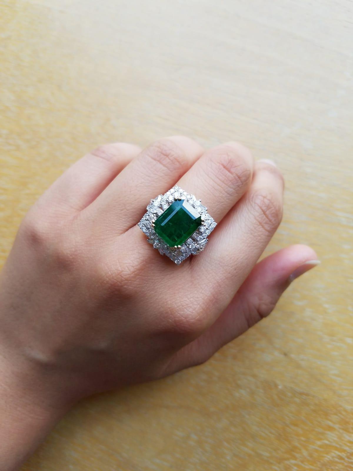 Emerald Cut Certified 3.95 Carat Emerald and Diamond 18 Karat Gold Cocktail Ring