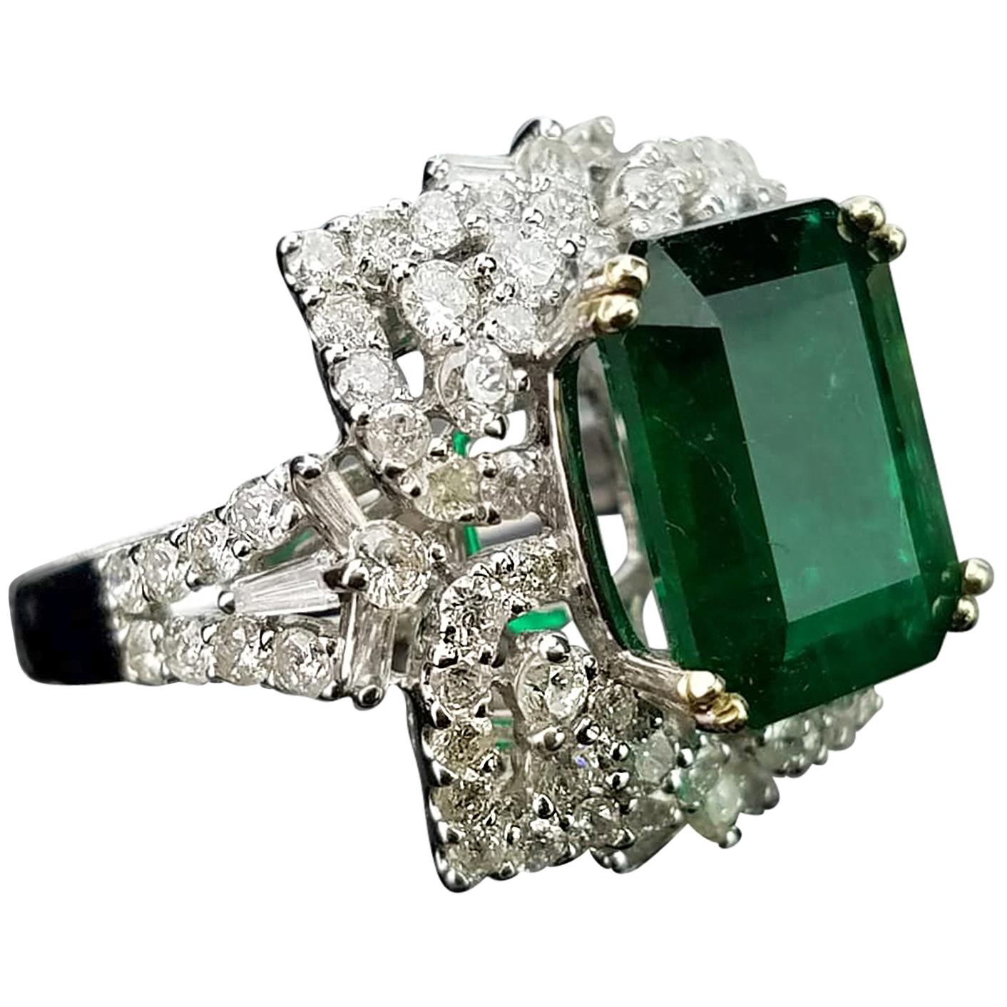 Certified 3.95 Carat Emerald and Diamond 18 Karat Gold Cocktail Ring