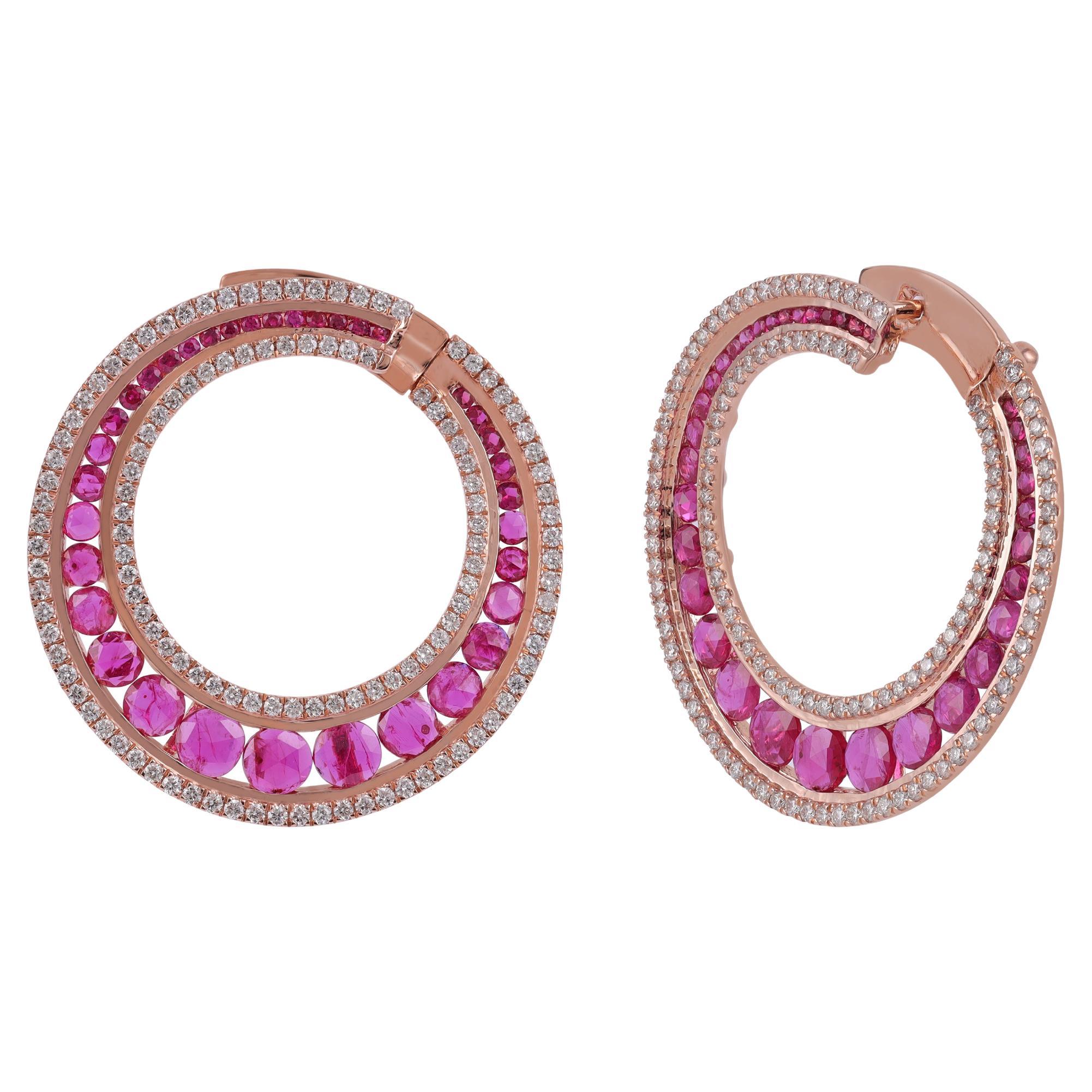 Boucles d'oreilles en or rose 18 carats avec diamants et rubis du Mozambique de 3,95 carats