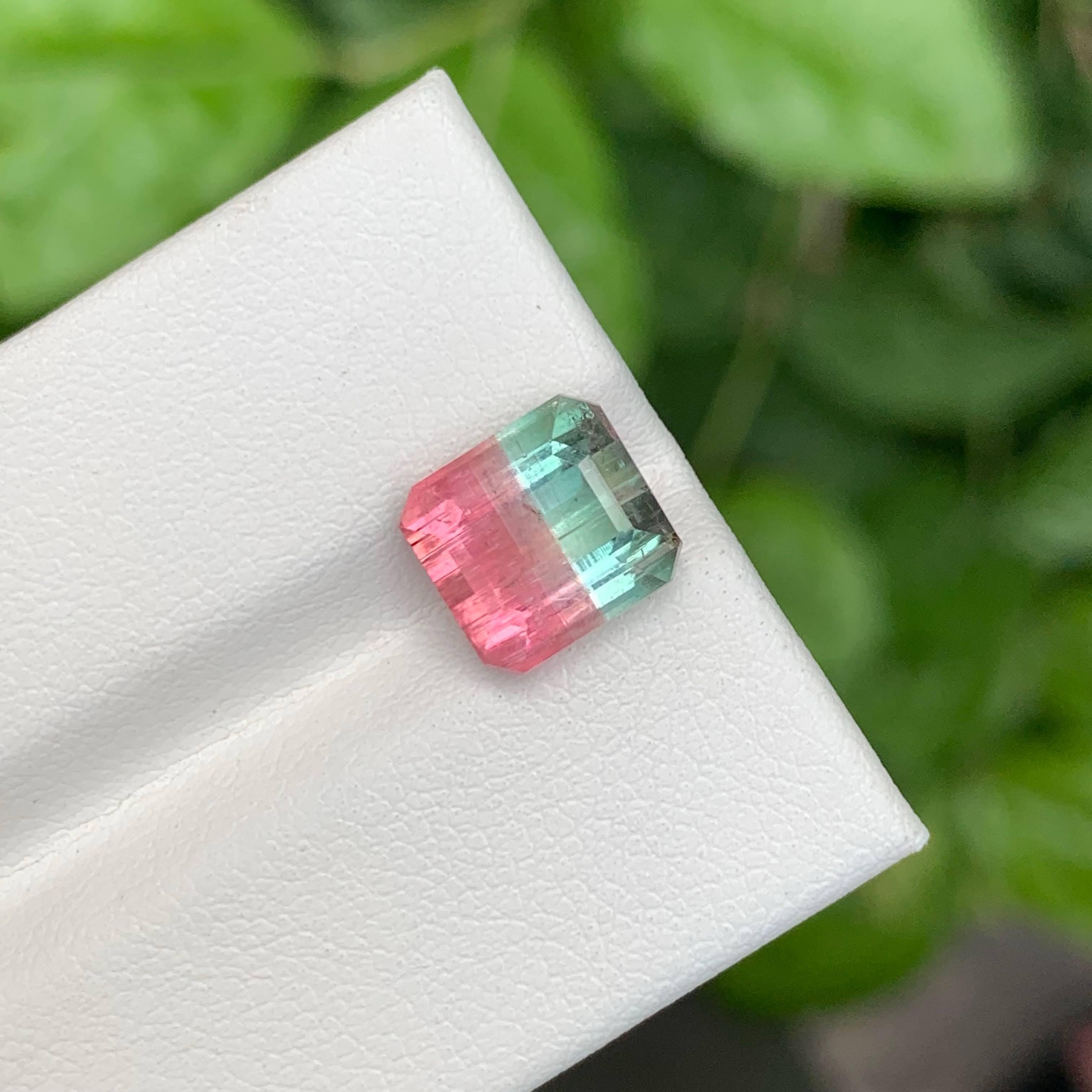 3.95 Carat Nature Bi Color Tourmaline Stone Emerald Cut Afghan Gemstone en vente 3