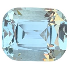 3.95 Karat Natürlicher loser Aquamarin Cushion Shape Edelstein