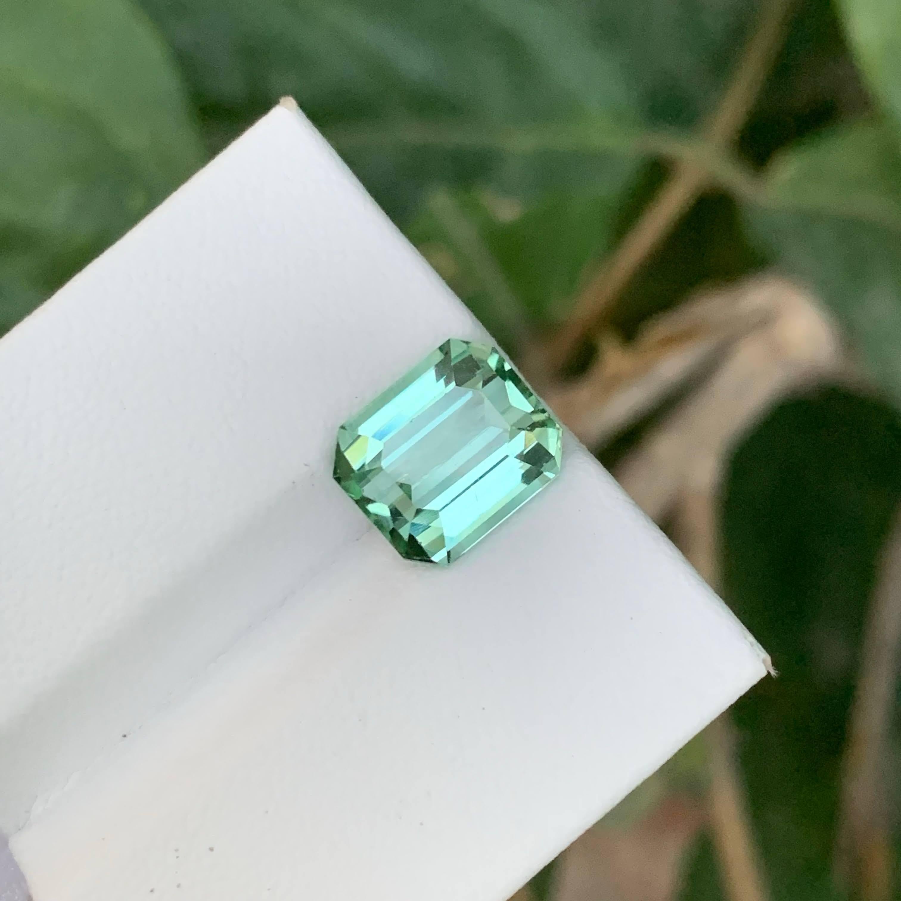 3.95 quilates de turmalina verde clara natural suelta talla esmeralda gema afgana en venta 5