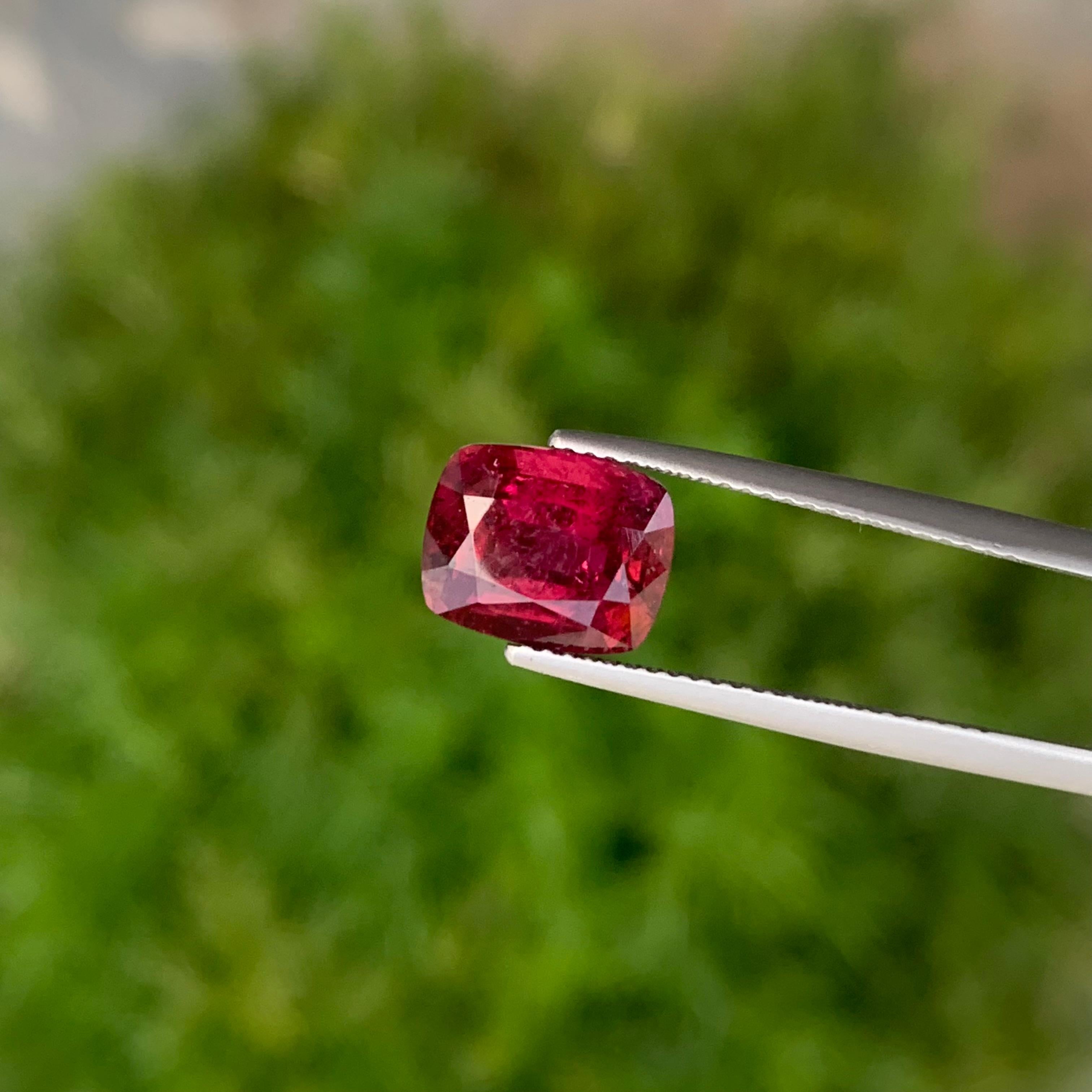3.95 Carat Natural Red Loose Rubellite Tourmaline Ring Gemstone For Sale 1