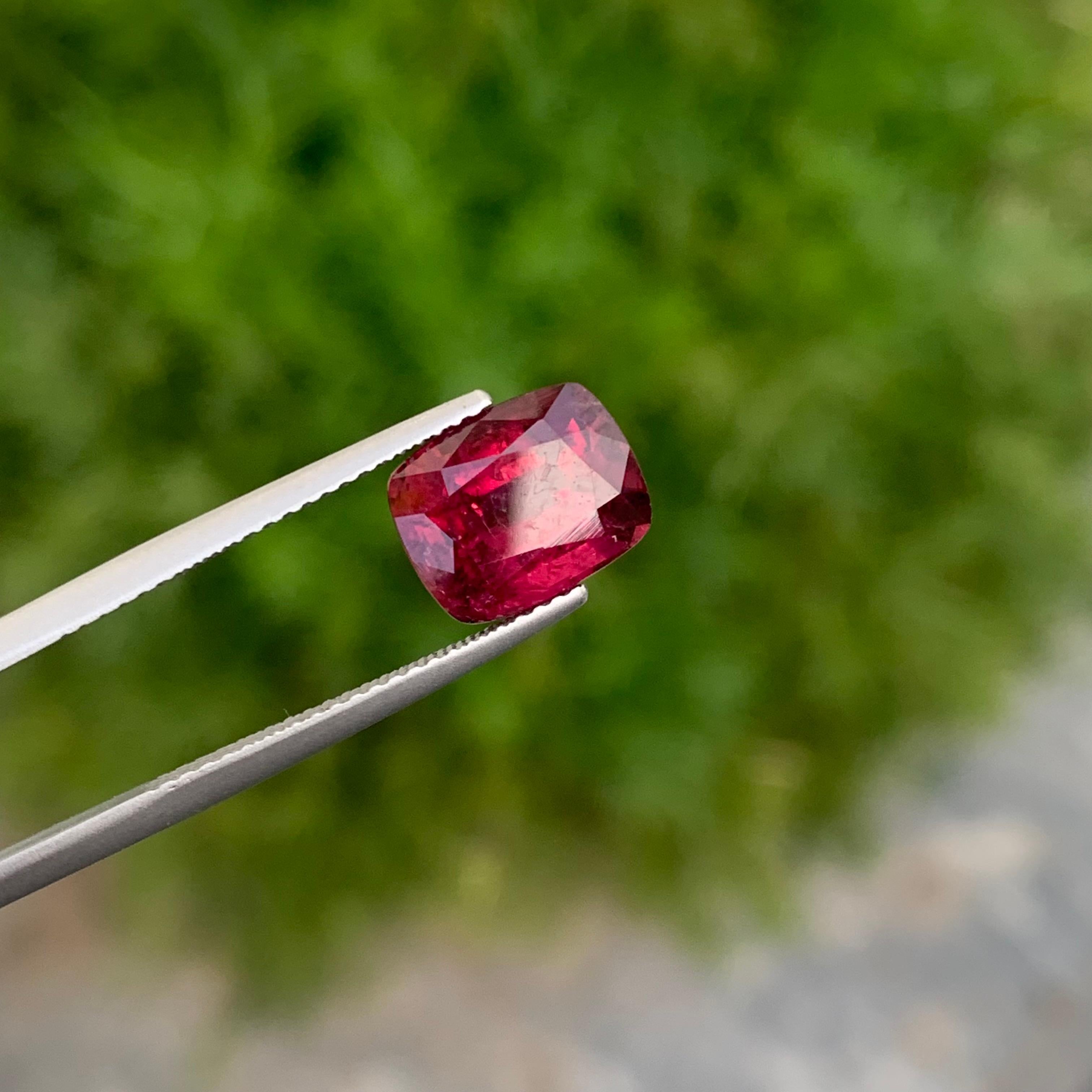 3.95 Carat Natural Red Loose Rubellite Tourmaline Ring Gemstone For Sale 2