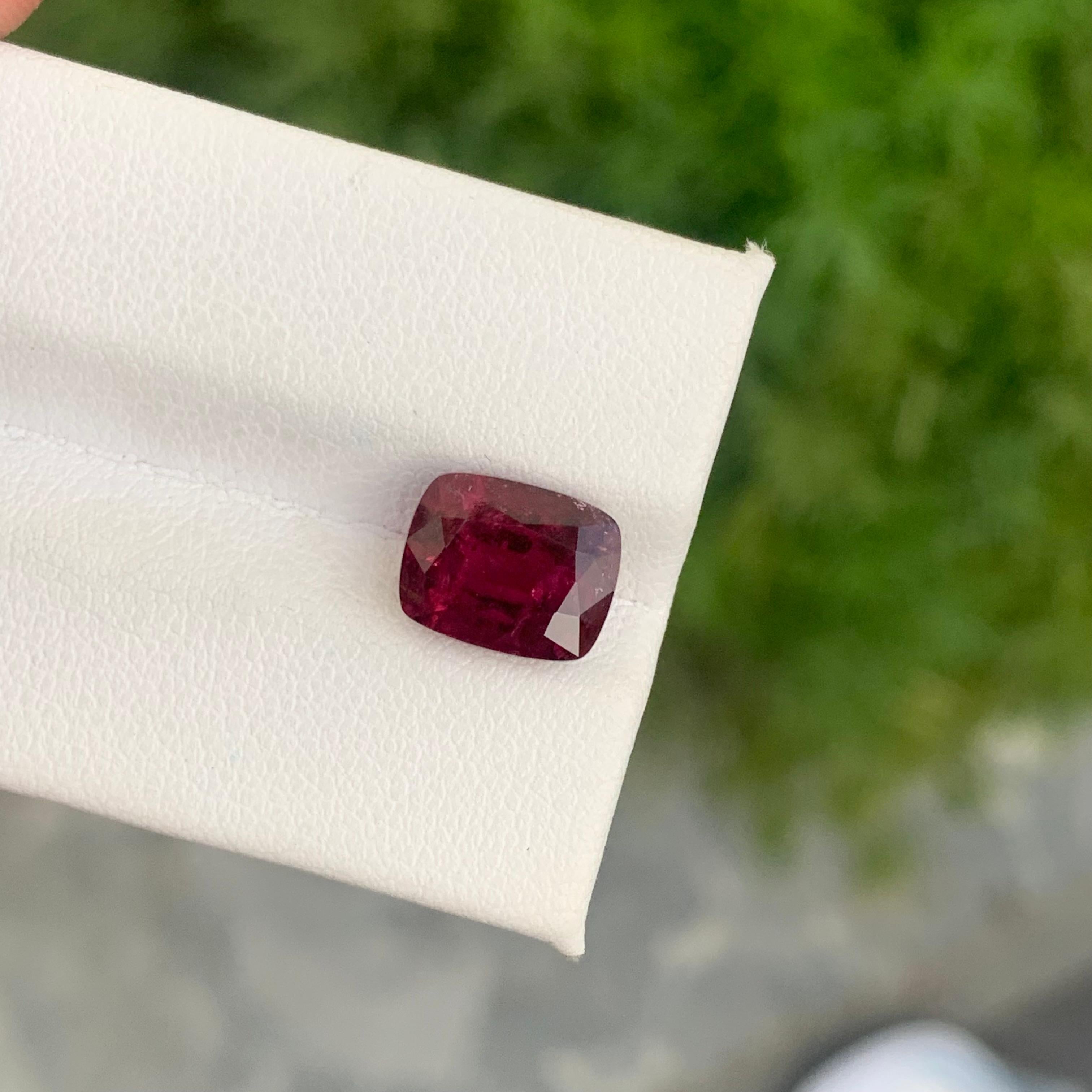 3.95 Carat Natural Red Loose Rubellite Tourmaline Ring Gemstone For Sale 4
