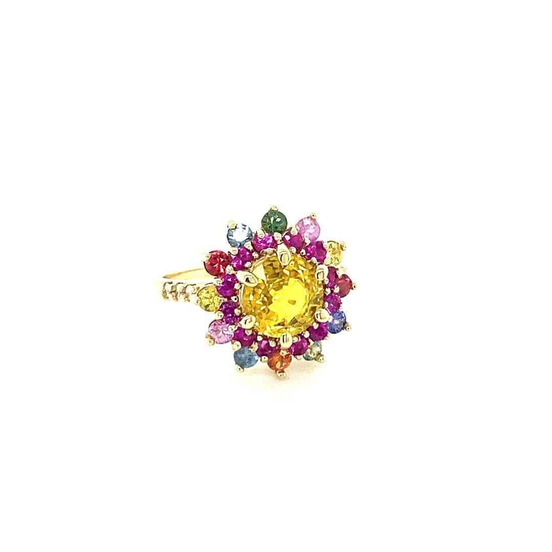 Contemporary 3.95 Carat Natural Yellow Multi Sapphire Diamond Yellow Gold Cocktail Ring