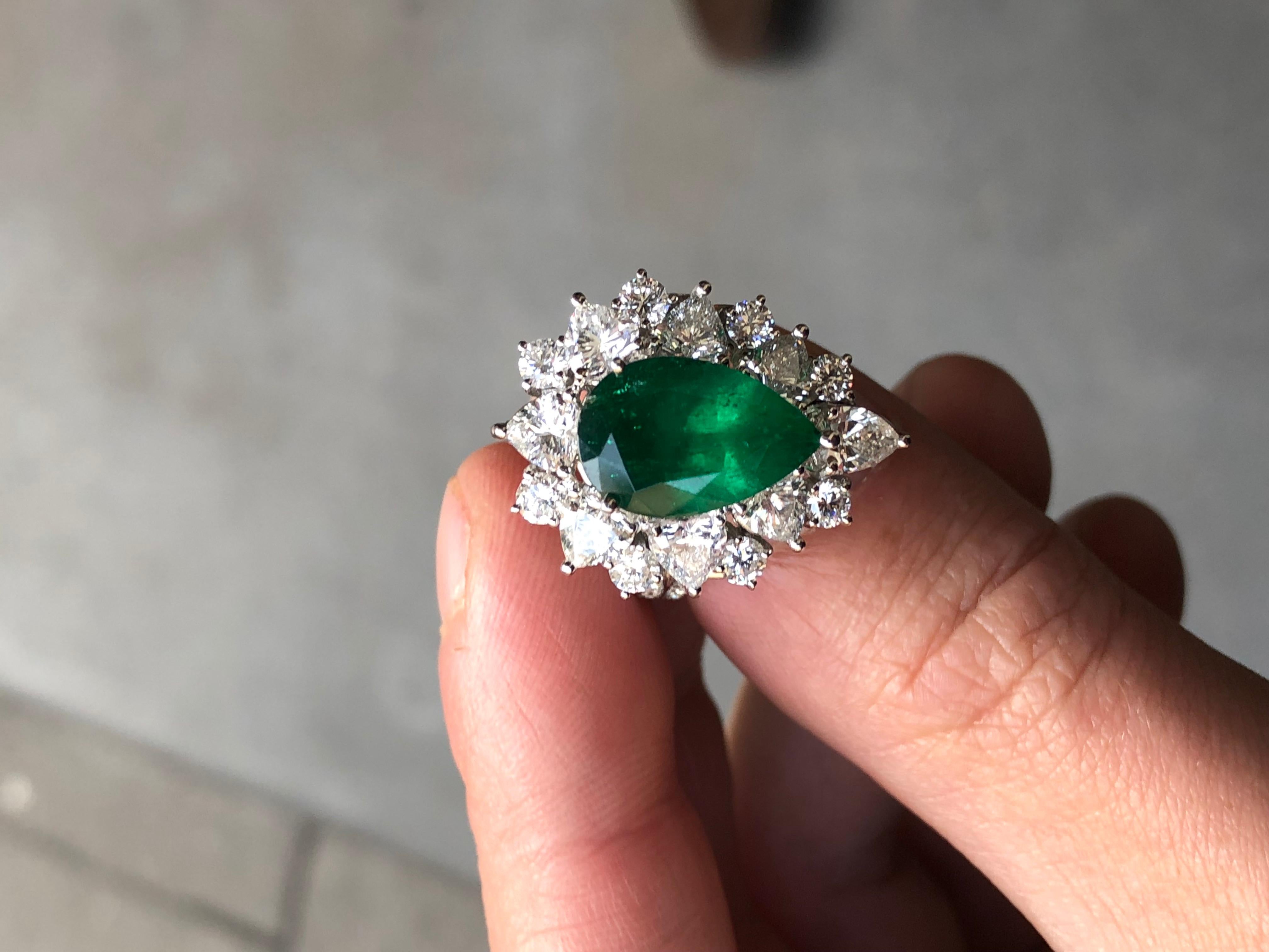 Women's 3.95 Carat Pear Cut Colombian Emerald Ring with Detachable Diamond Adorned Shank For Sale