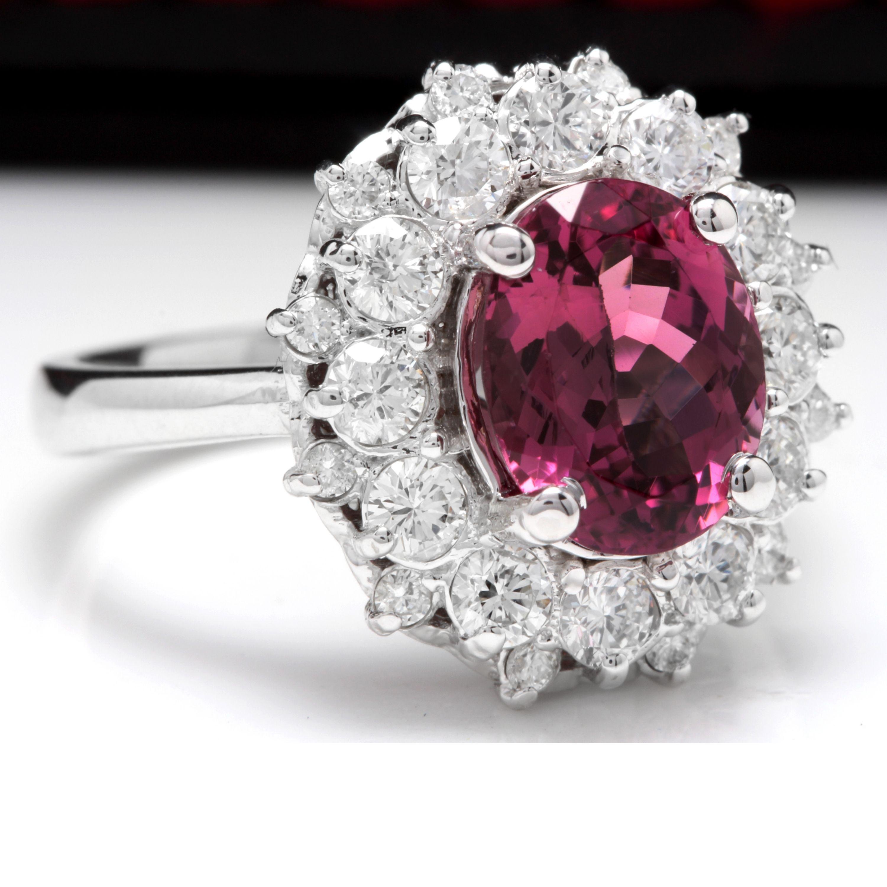 3.bague en or blanc massif 14K avec tourmaline rose de 95 carats de très belle apparence et diamant

Le poids total de la tourmaline naturelle de taille ovale est de : Environ 2,60 carats

Traitement à la tourmaline : Chaleur

Mesures de la