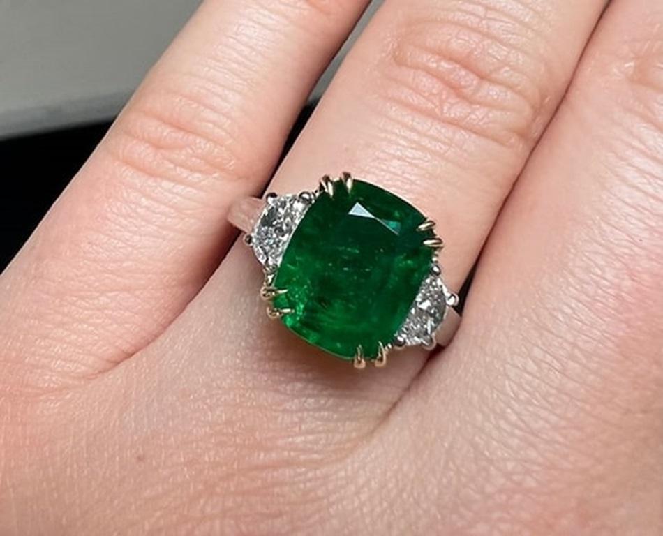 Cushion Cut 3.95 CTS Emerald Three Stone Ring For Sale