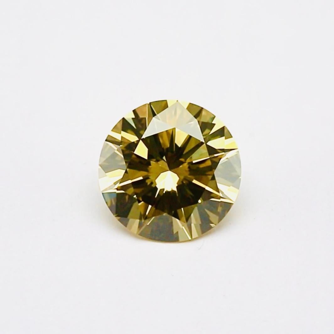 3,95 Diamant de couleur jaune brun foncé fantaisie Neuf - En vente à Ramat Gan, IL