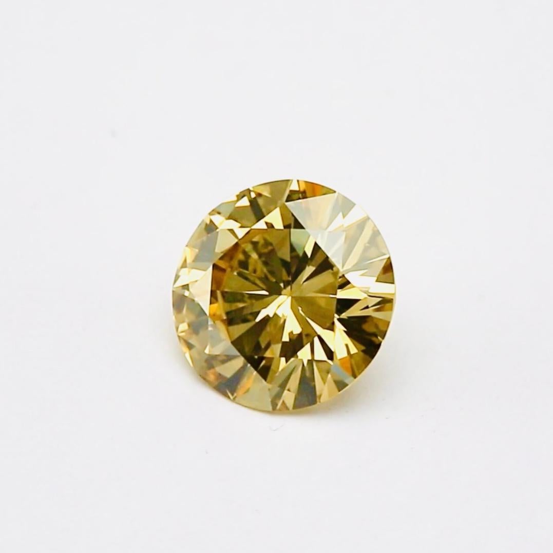 3,95 Diamant de couleur jaune brun foncé fantaisie Unisexe en vente