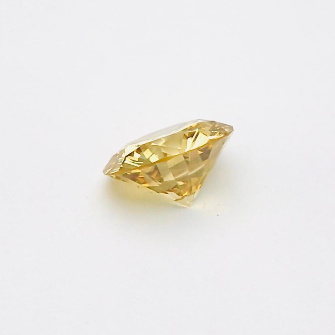 3,95 Diamant de couleur jaune brun foncé fantaisie en vente 3