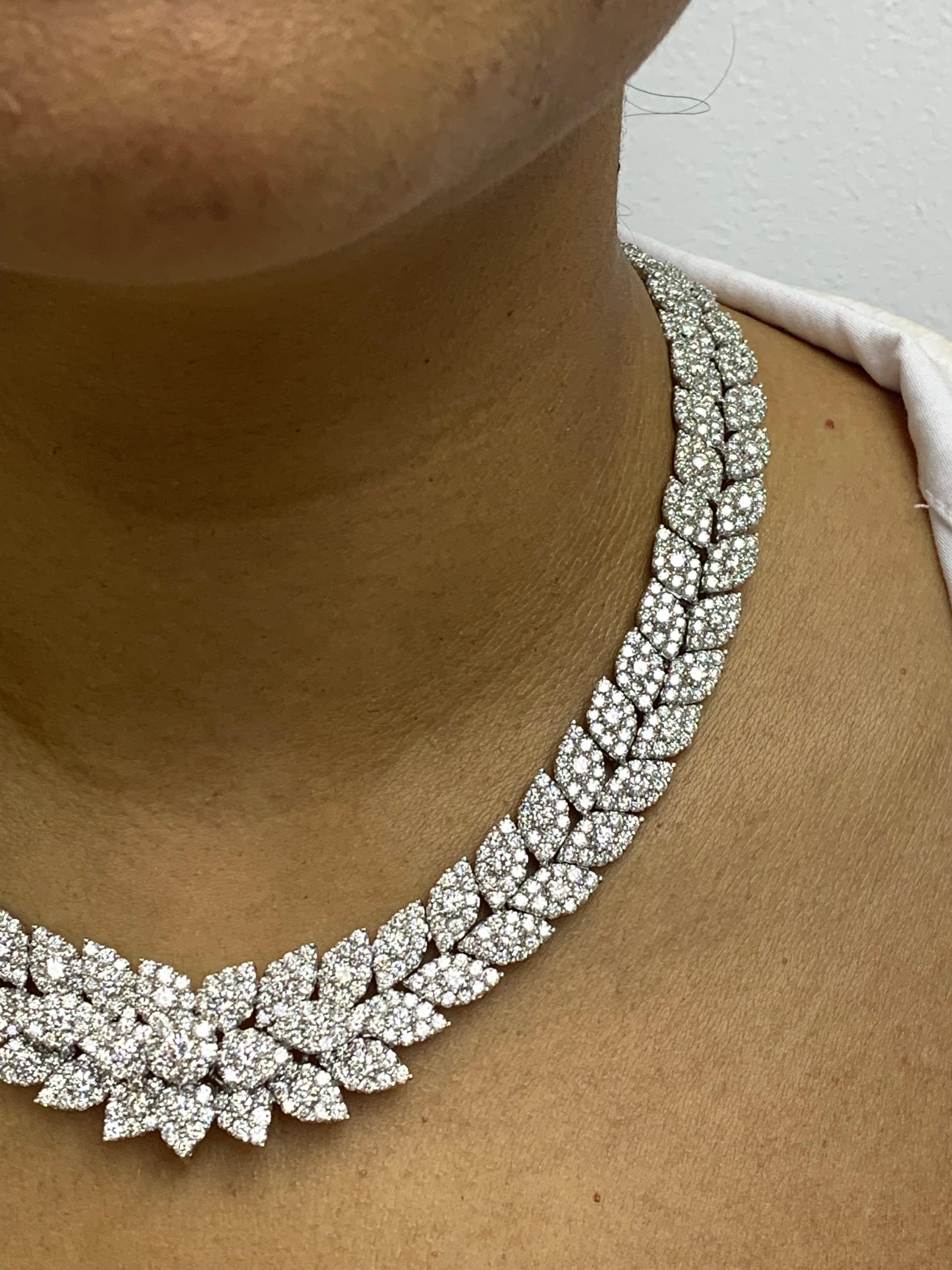 39.58 Carat Cluster Diamond Necklace in 18K White Gold For Sale 9