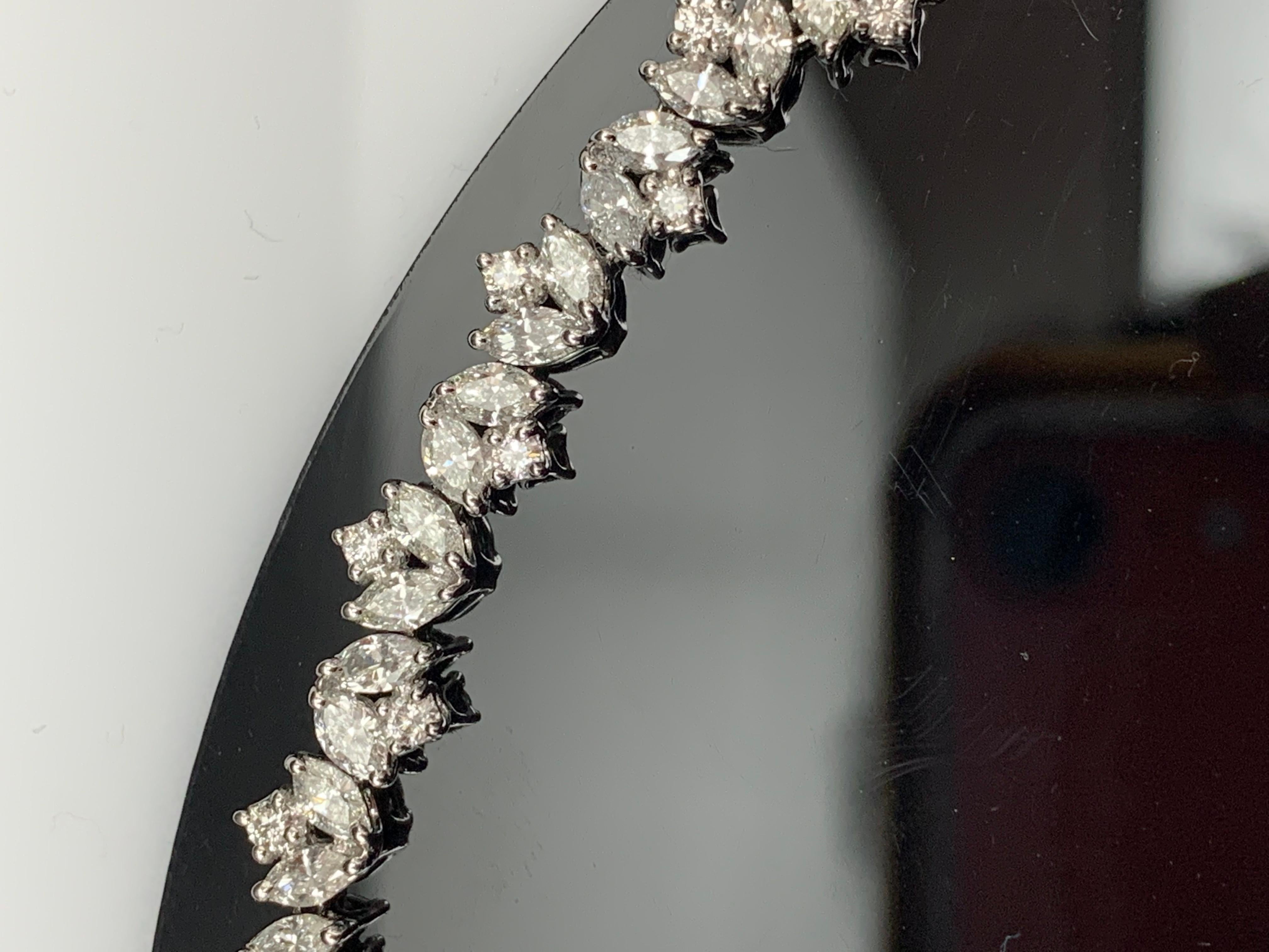 43,23 Karat abgestufte Diamant-Fransen-Halskette aus 18 Karat Weißgold (Zeitgenössisch) im Angebot