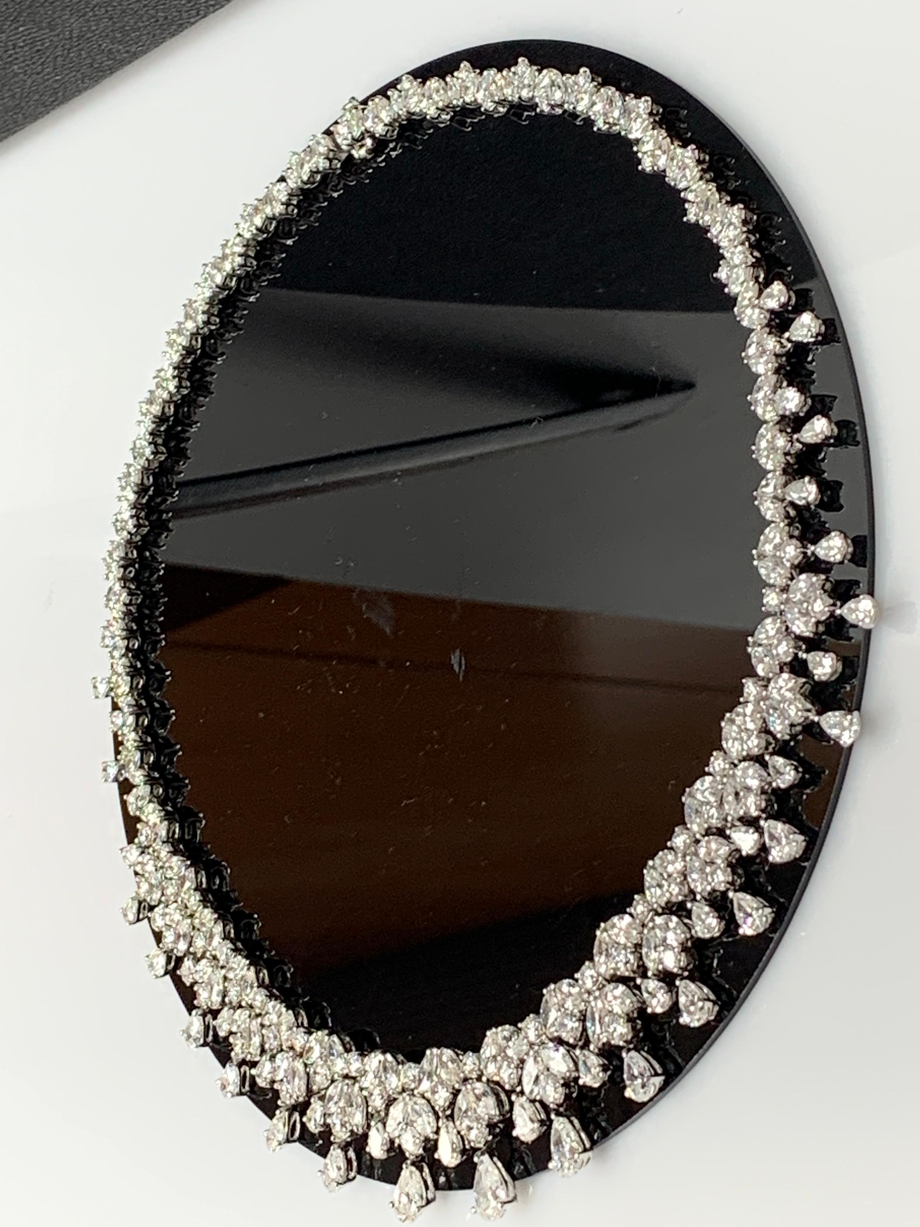 43,23 Karat abgestufte Diamant-Fransen-Halskette aus 18 Karat Weißgold im Angebot 2
