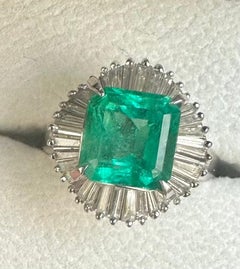 3.95ct Colombia Emerald & Diamond Platinum Ring - Magnificent!