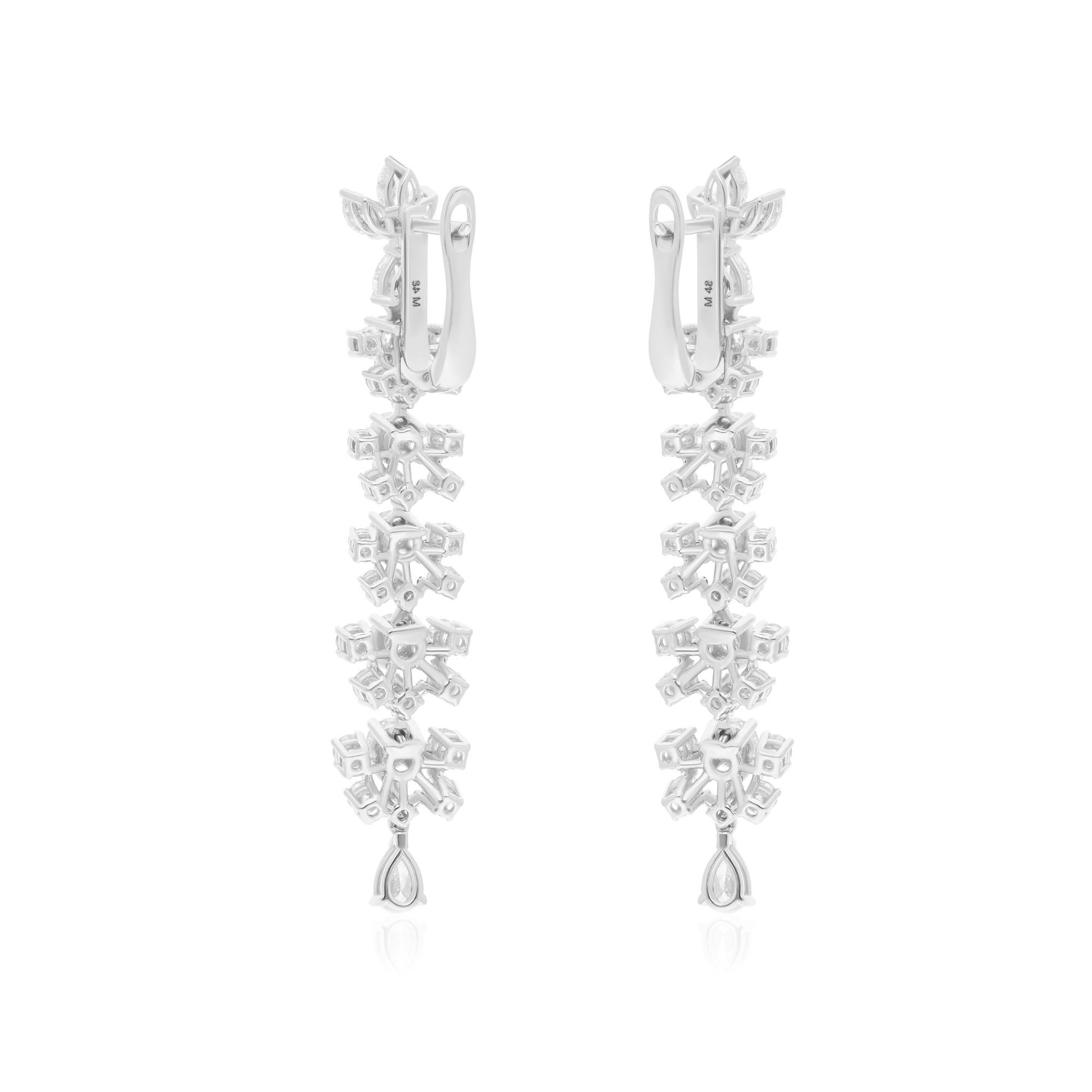 3.96 Carat SI/H Round Brilliant Cut Diamond Dangle Earrings 18 Karat White Gold In New Condition For Sale In Diera, Dubai