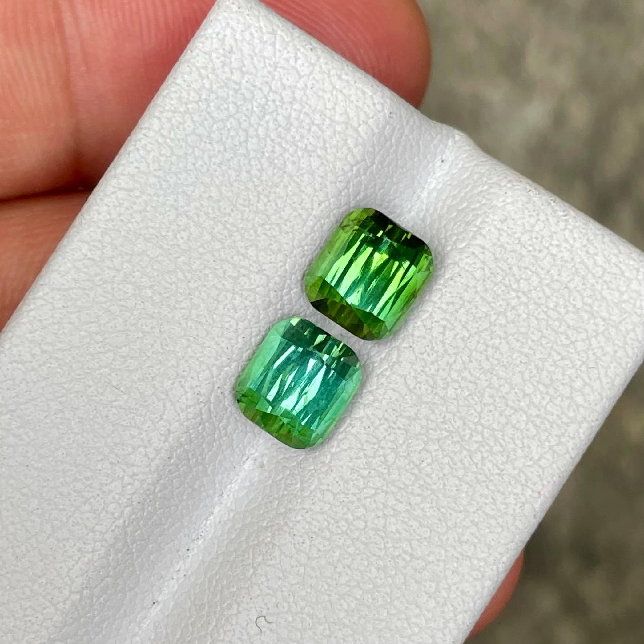 3,96 Karat Grüner Turmalin Stein Paar Cushion Cut Afghan Edelstein (Moderne)