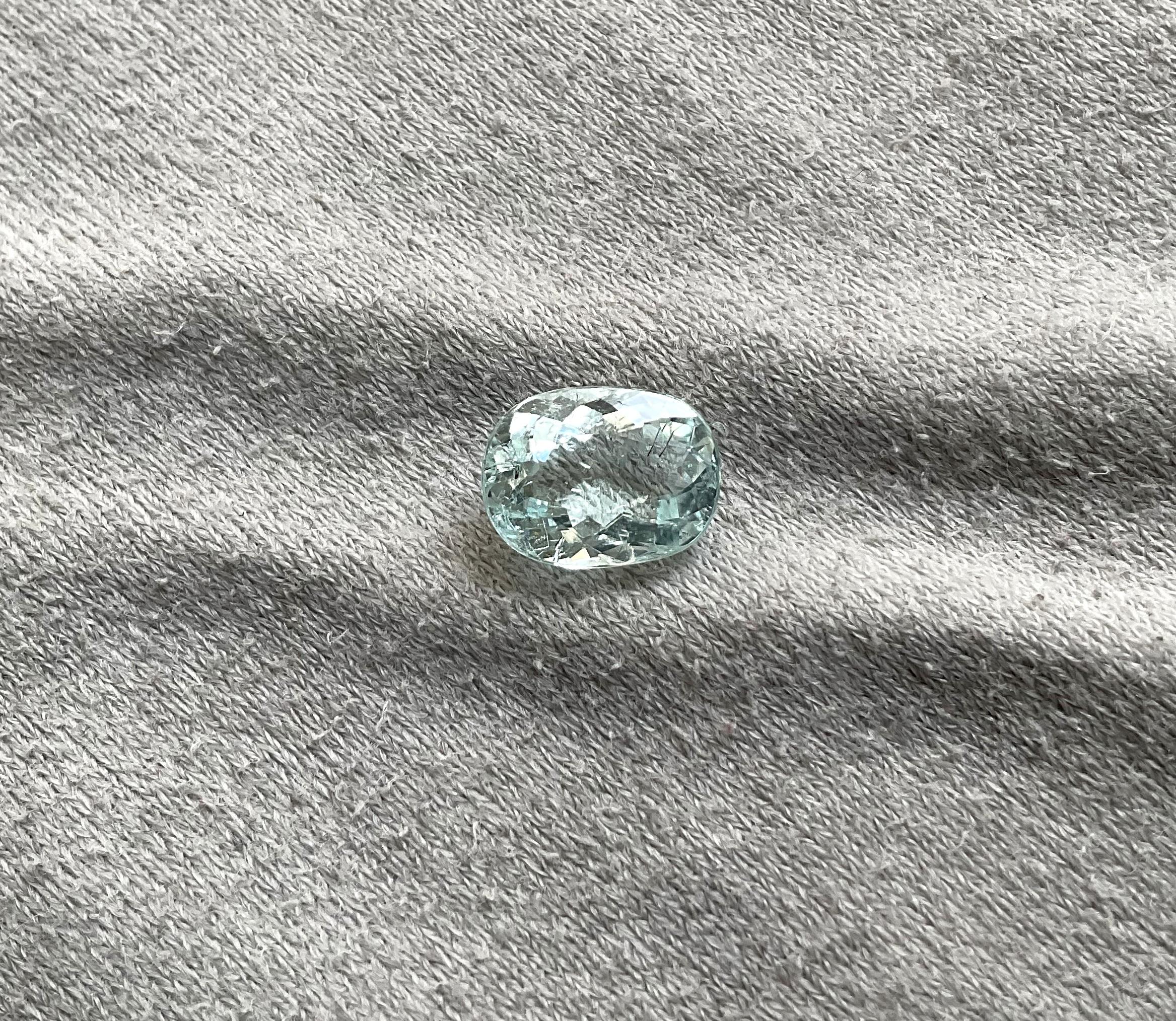 3.96 Carats Paraiba Tourmaline Oval Cut Stone for Fine Jewelry Natural gemstone In New Condition For Sale In Jaipur, RJ