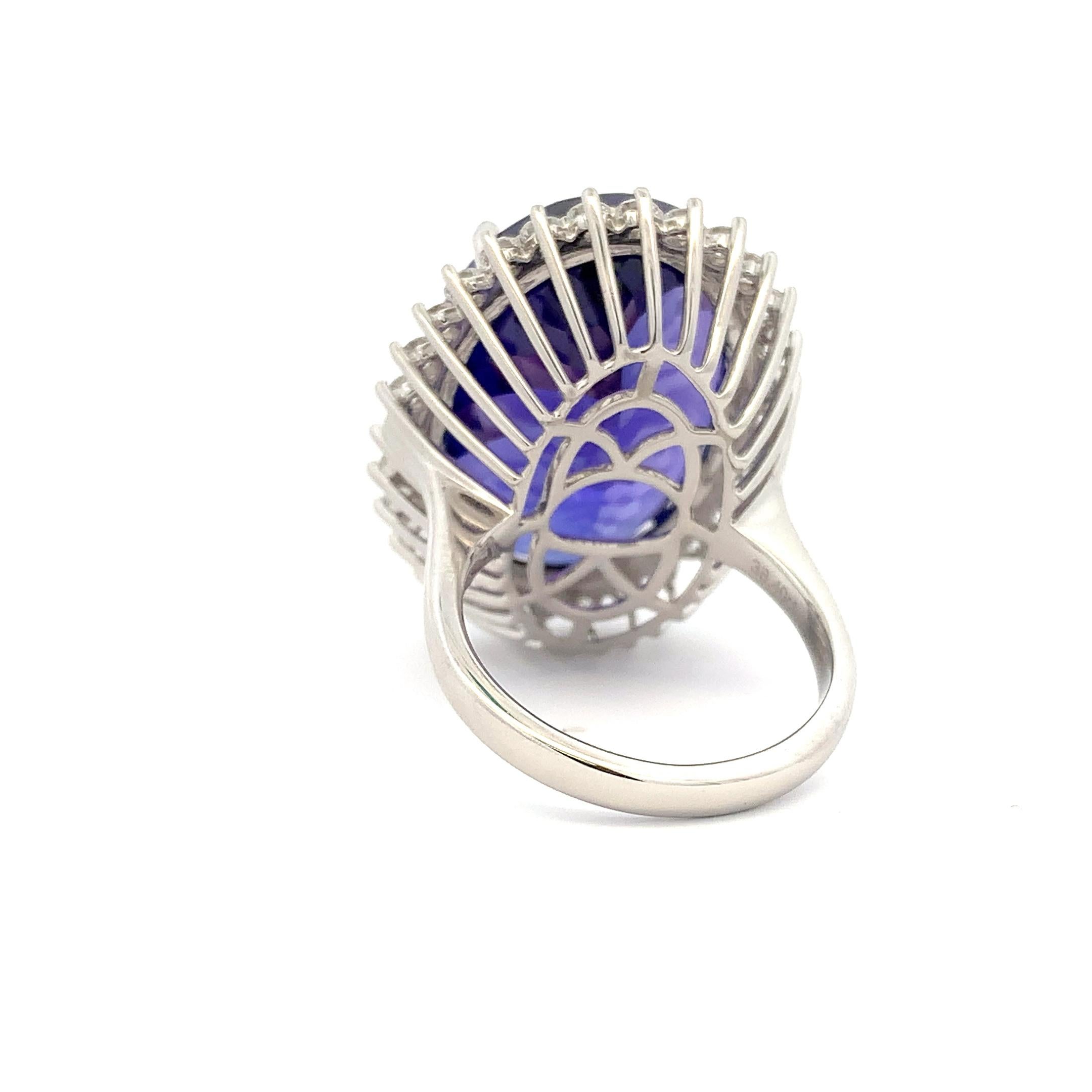 Bague de cocktail en platine avec tanzanite et grappe de diamants 39,60 carats en vente 4