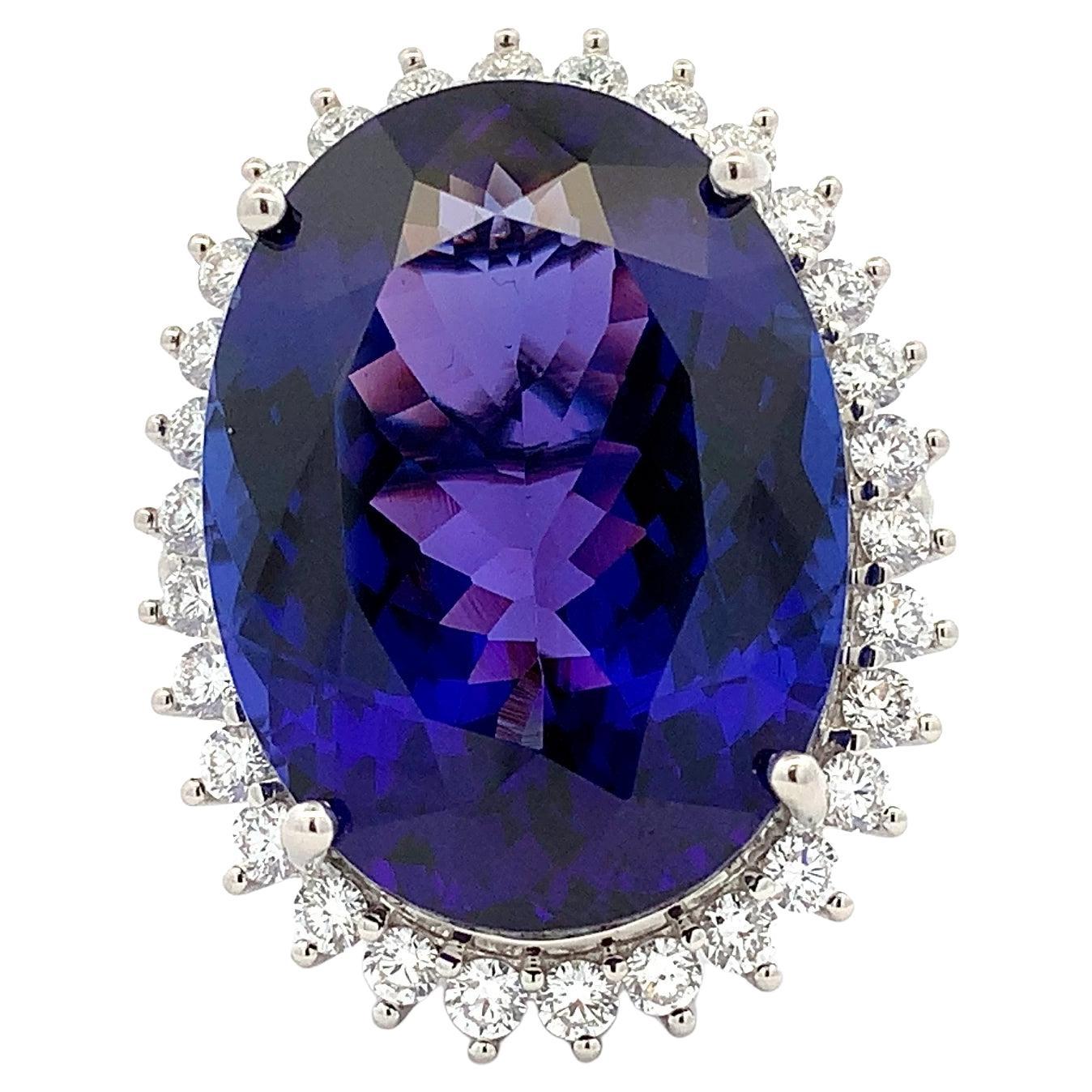 Bague de cocktail en platine avec tanzanite et grappe de diamants 39,60 carats en vente